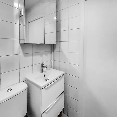 Vue Degagee Et Cuisine Equipee * Bobigny