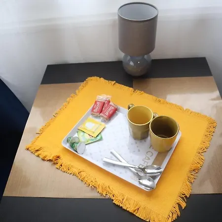 Apartment Vue Degagee Et Cuisine Equipee Bobigny